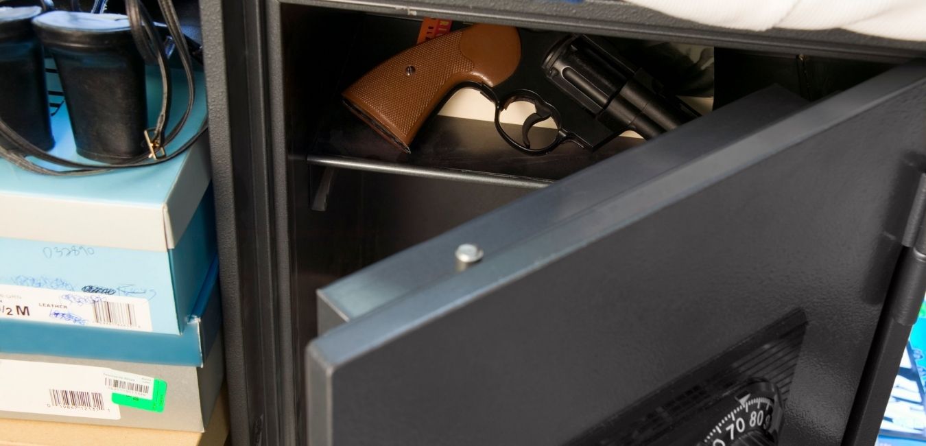 how to open gun safe without key
