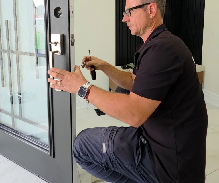 installing front door locks